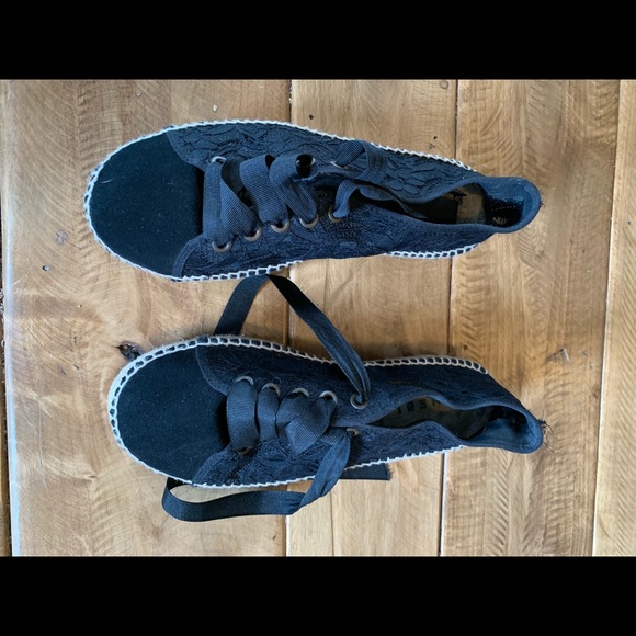 Manebi Lace Espadrilles - Picture 2 of 2